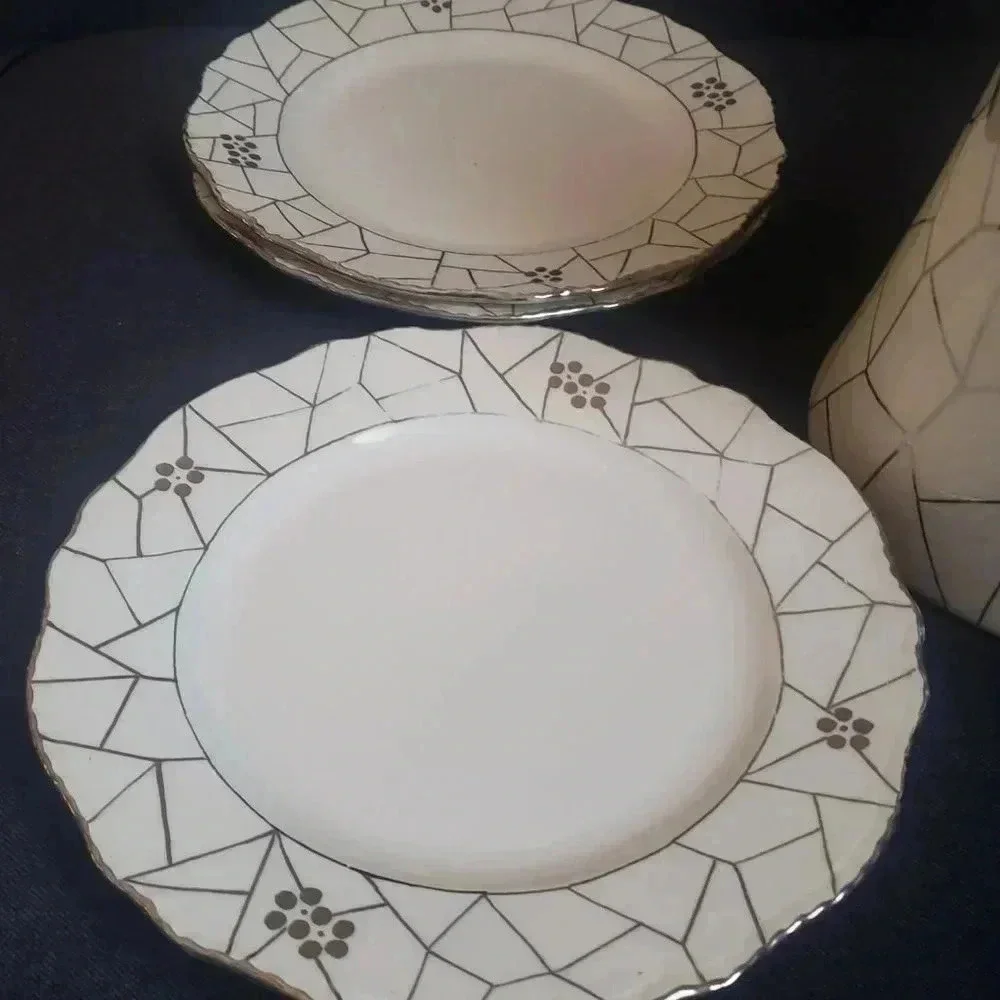 Tea Pot and Desert Plate‎ Set